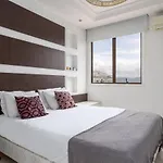 Cobertura Na Barra Da Tijuca Para 6 Pessoas - Lc2207