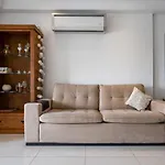 Cobertura Na Barra Da Tijuca Para 6 Pessoas - Lc2207