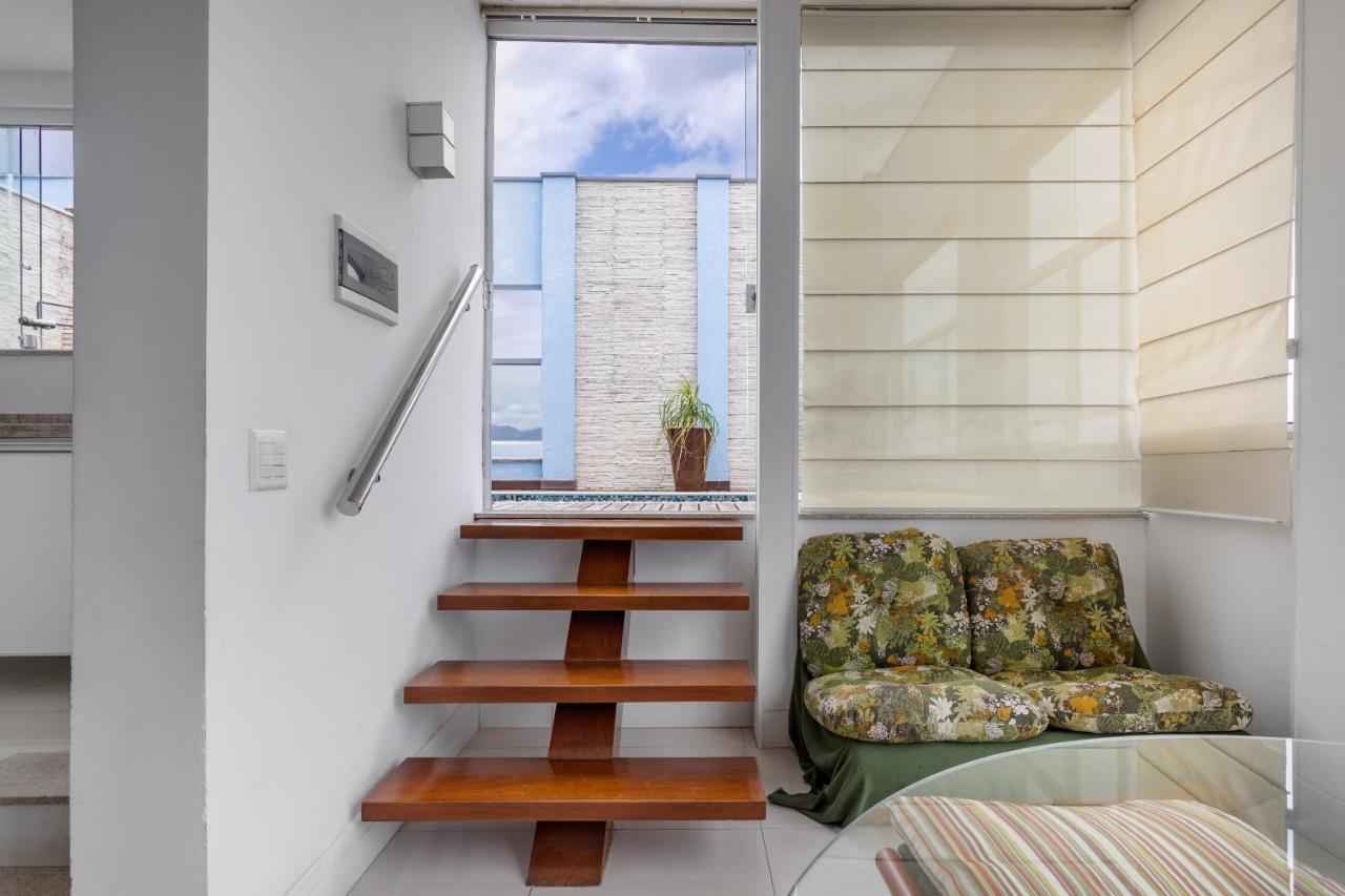 Apartamento Cobertura Na Barra Da Tijuca 6 Pessoas - Lc2207 *